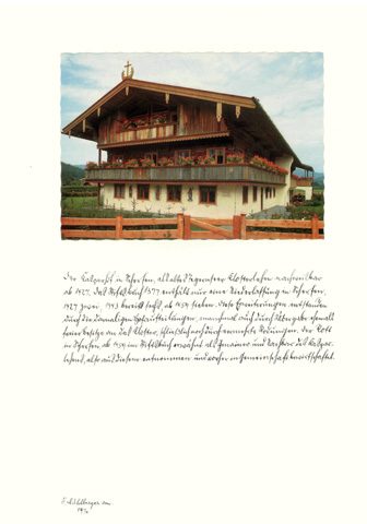 Chronikseite mit einer alten Farbpostkarte des Hofs und handschriftlichem Text